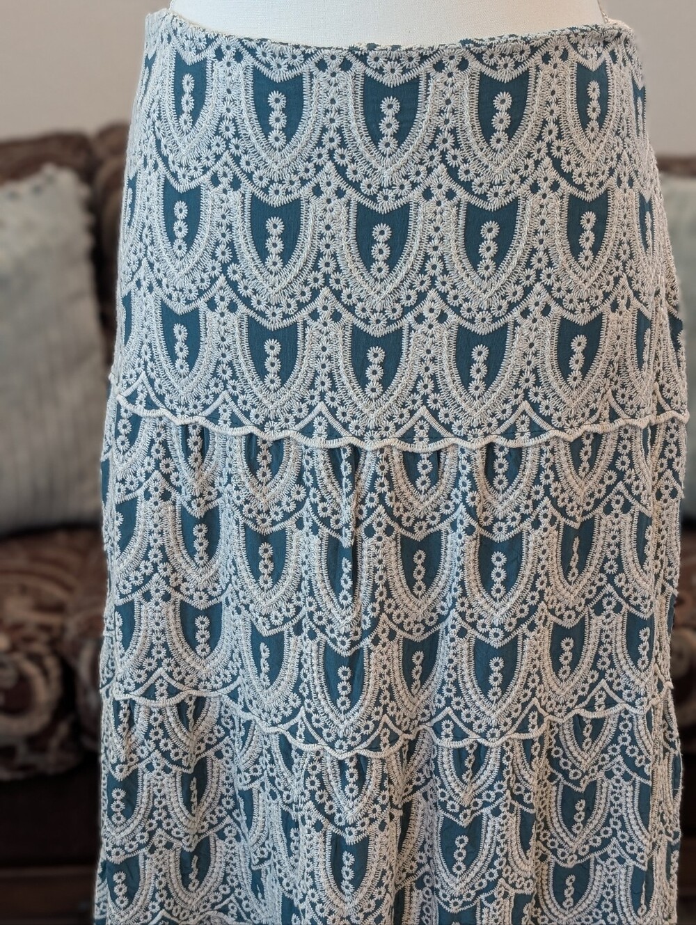 Women's Teal Green and Cream Lace-Pattern Maxi Skirt - Picture 2 of 5